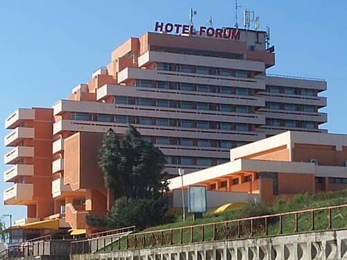 FORUM